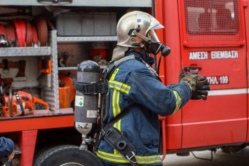 Φωτιά σε παιδότοπο στο Περιστέρι και πανικός με απεγκλωβισμούς παιδιών και γονέων